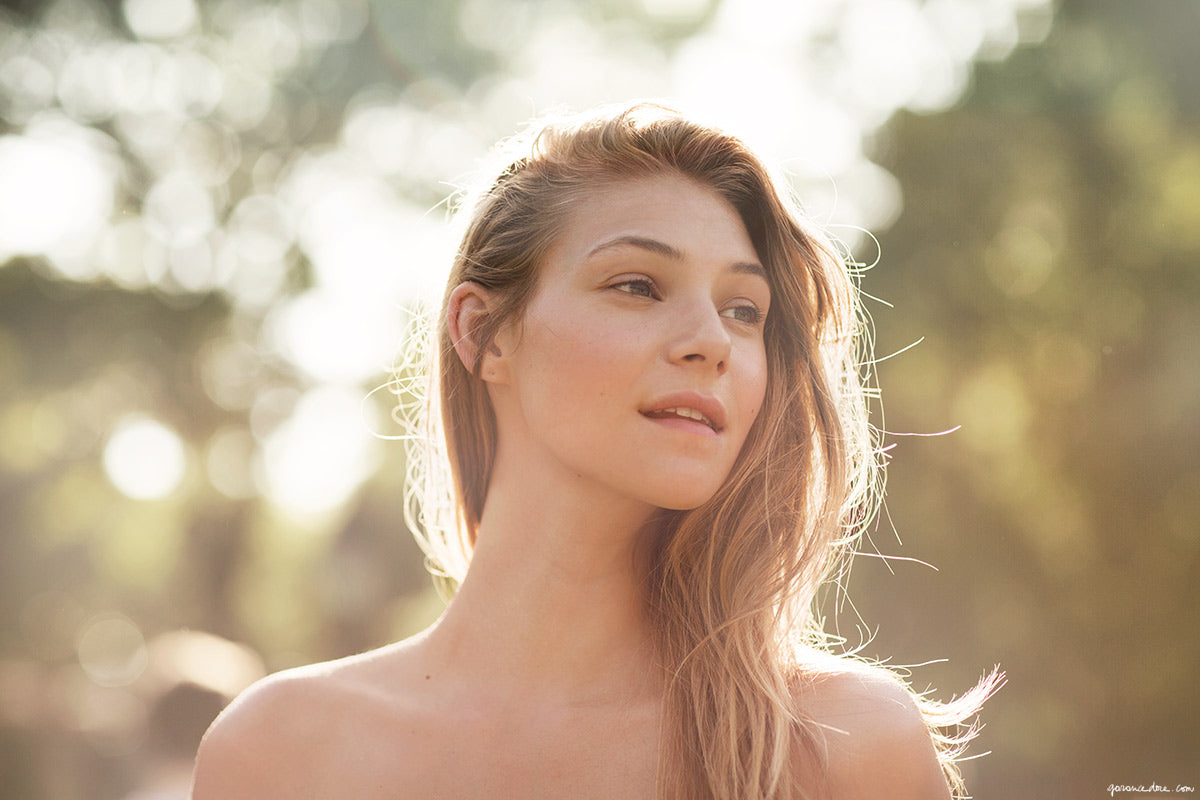 caroline-west-blonde-hair